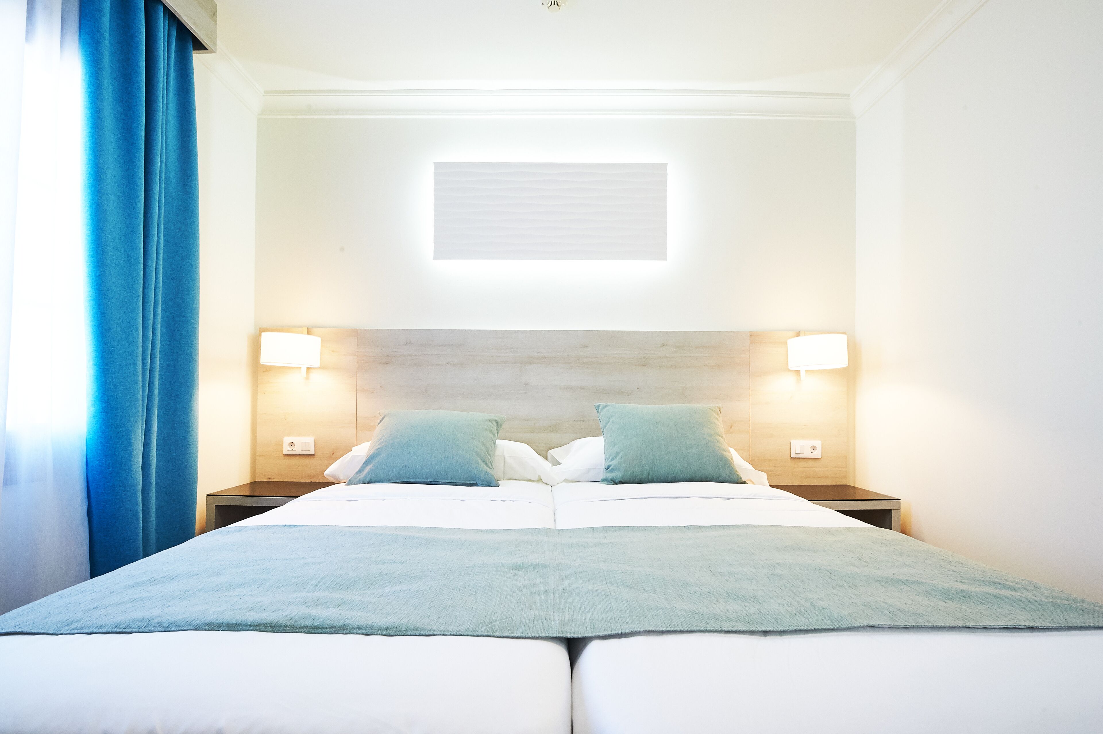 1 slaapkamer, een kluis op de kamer, een bureau, gratis wifi