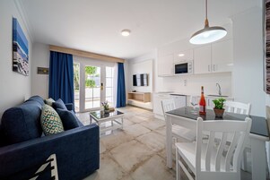 Premium Suite, 1 Bedroom | Private kitchen | Fridge, microwave, stovetop, toaster