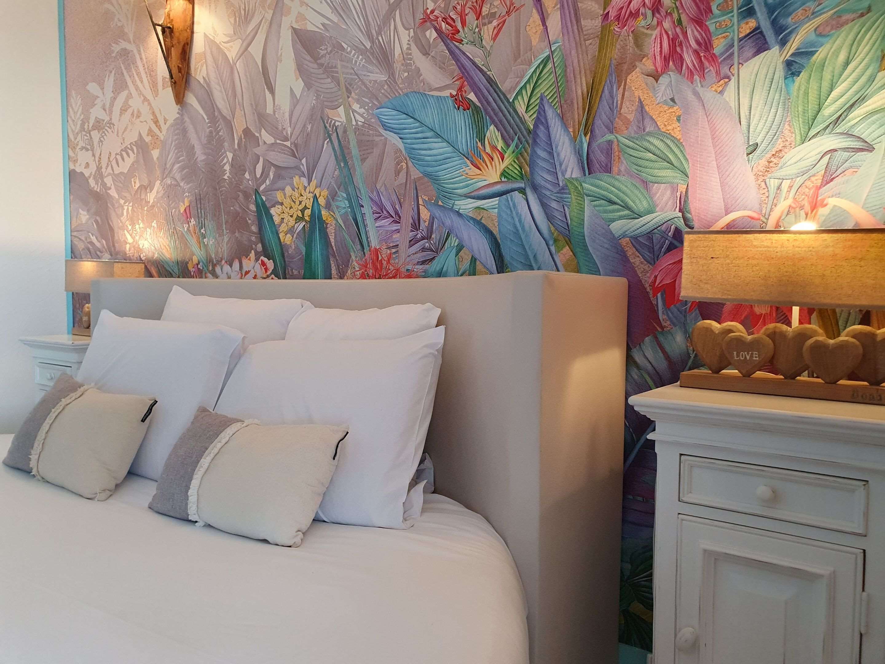 premium bedding, pillow-top beds, in-room safe, blackout curtains