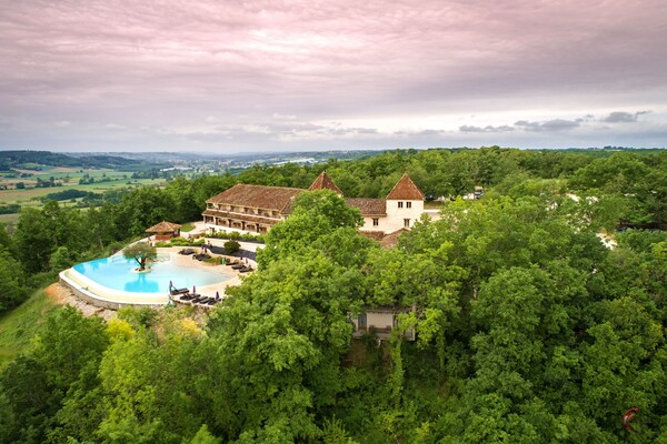 Hotel Le Belvedere - Occitanie