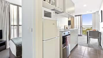 Standard-Apartment, 2 Schlafzimmer, Balkon | Eigene Küche | Kühlschrank, Mikrowelle, Ofen, Herdplatte