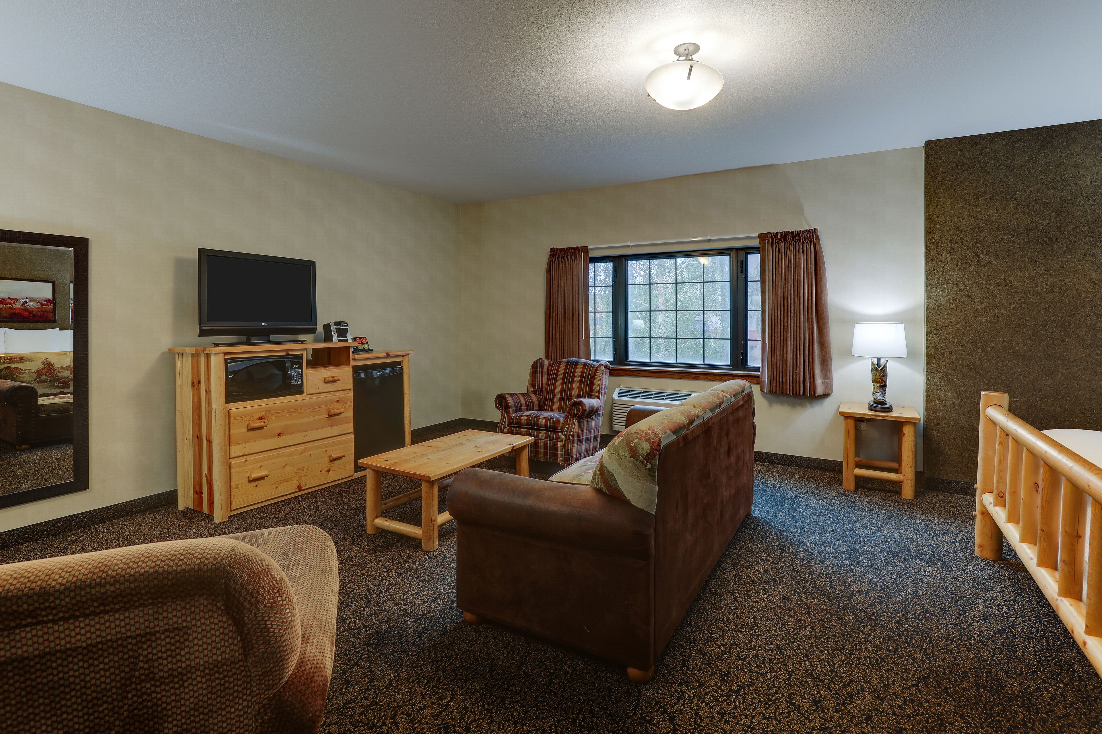 family suite | 1 bedroom, premium bedding, desk, iron/ironing board