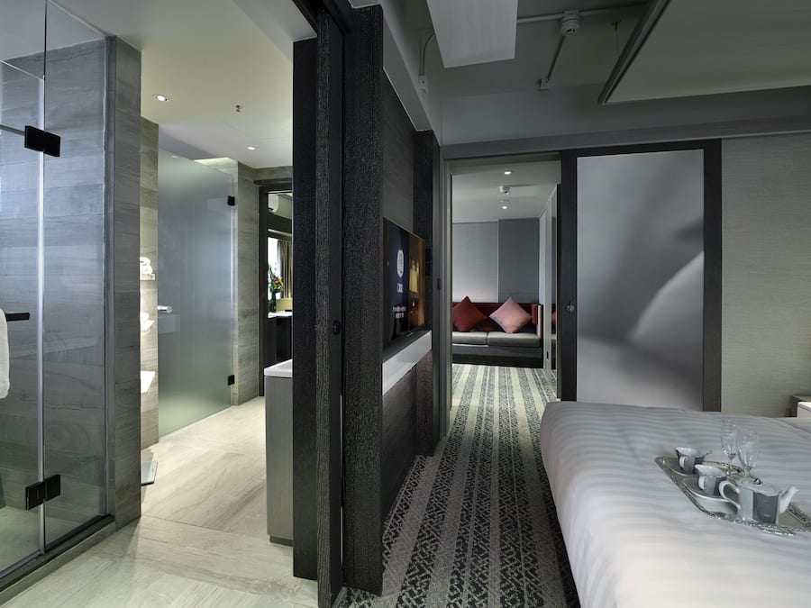 Deluxe-Suite | Minibar, Zimmersafe, Schreibtisch, BĂŒgeleisen/BĂŒgelbrett