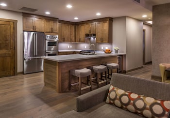 5 Bedroom Residence with Den (5 Bath/1 with tub & separate shower) | Private kitchen | Fridge, microwave, coffee/tea maker at Hyatt Vacation Club at Northstar Lodge, Lake Tahoe