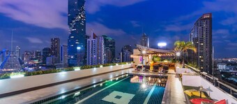 Furama Silom Bangkok Hotel 
