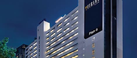 Front of property - evening/night