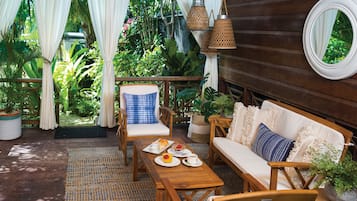 Carriage House Suite | Terrace/patio