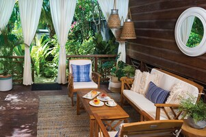 Carriage House Suite | Terrace/patio