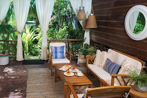 Carriage House Suite | Terrace/patio