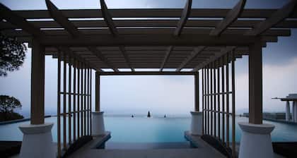 Moksha Himalaya Spa Resort
