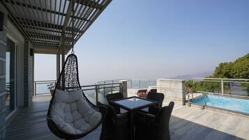 Presidential Suite | Balcony