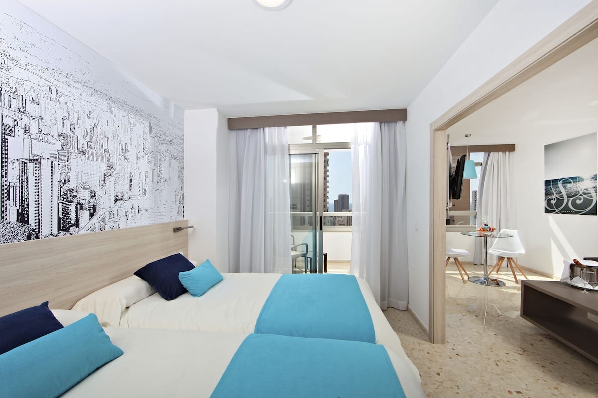 1 bedroom, memory-foam beds, blackout curtains, free WiFi