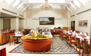 Restaurant - Royal Court (Madurai)