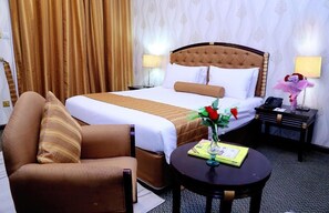 Premium bedding, Select Comfort beds, minibar, in-room safe - Verona Resort (Sharjah)