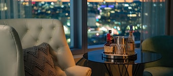 W Boston, a Marriott Hotel