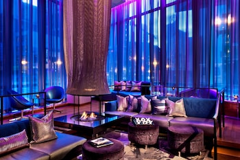 2 bars/lounges, lobby lounge at W Boston, a Marriott Hotel
