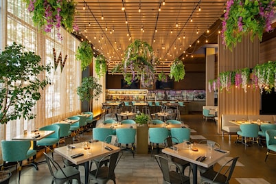 W Boston, a Marriott Hotel