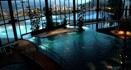 H2otel Congress & Medical Spa