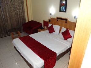 Executive Room | In-room safe, desk, iron/ironing board, free WiFi - Kalyan Residency (Tirupati)