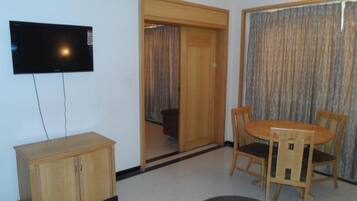In-room safe, desk, iron/ironing board, free WiFi