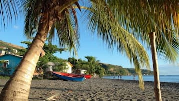 Una playa cerca