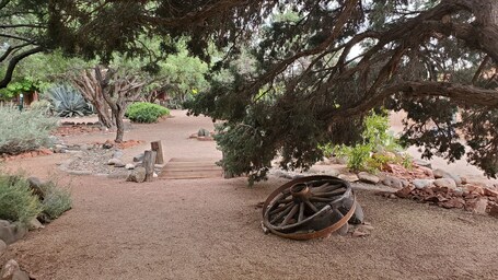 Sky Ranch Lodge - Image 64