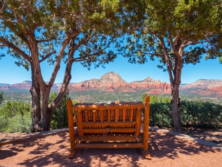 Sky Ranch Lodge - Image 34