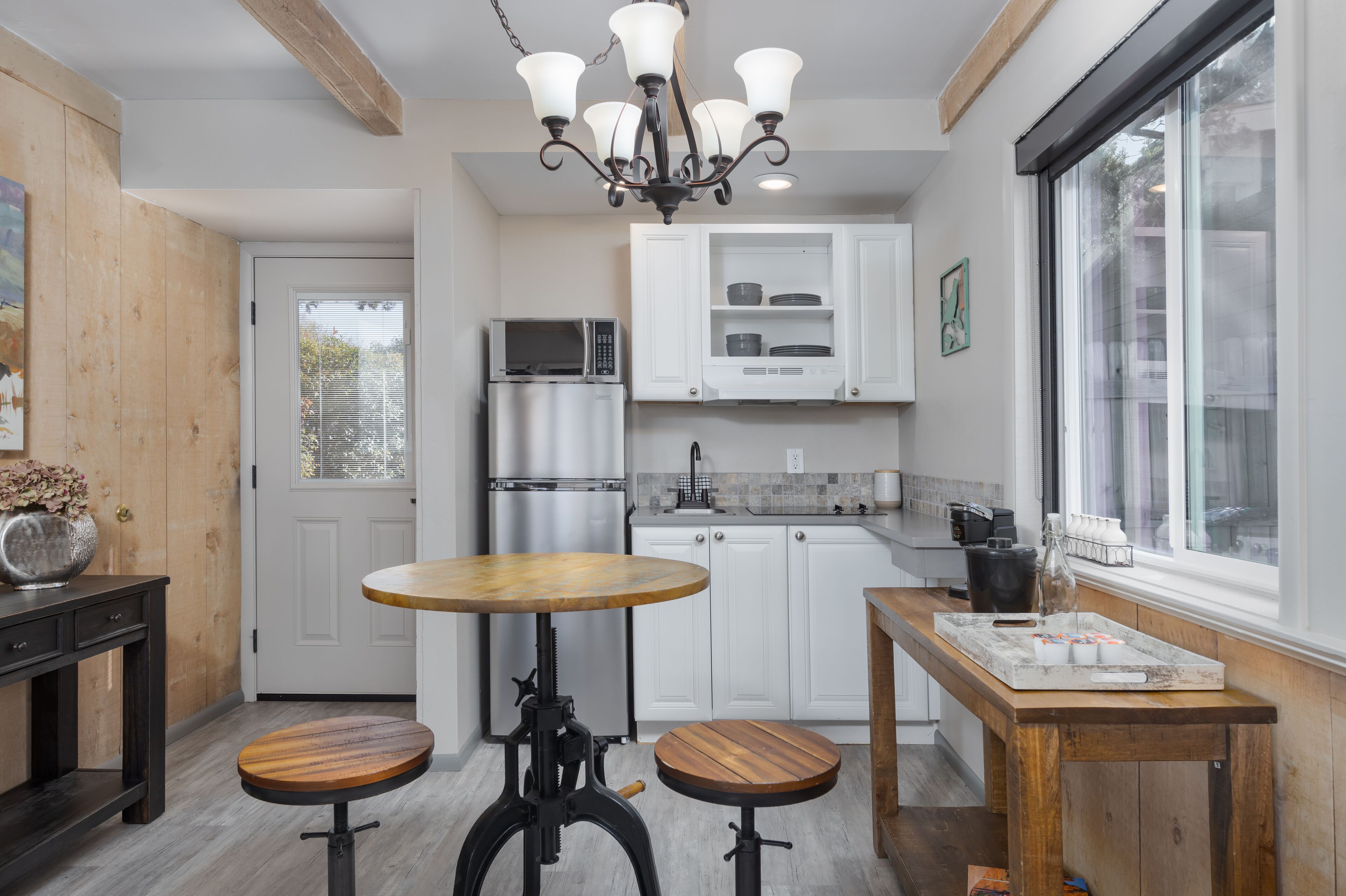 Sky Ranch Lodge Reviews, Deals & Photos 2024 - Expedia