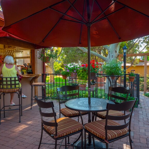 Sky Ranch Lodge Reviews, Deals & Photos 2024 - Expedia