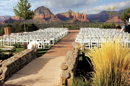 Sky Ranch Lodge - Image 40