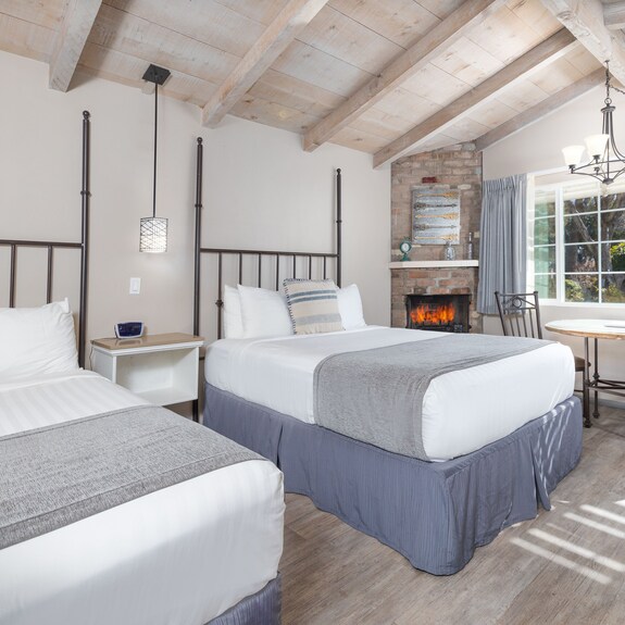Sky Ranch Lodge Reviews, Deals & Photos 2024 - Expedia