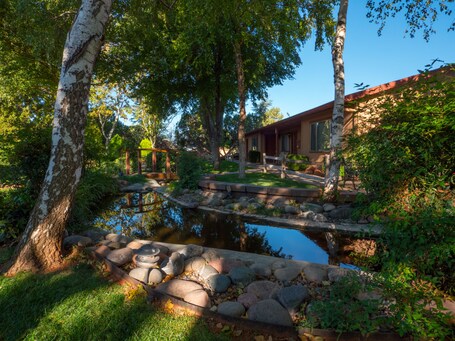 Sky Ranch Lodge - Image 83