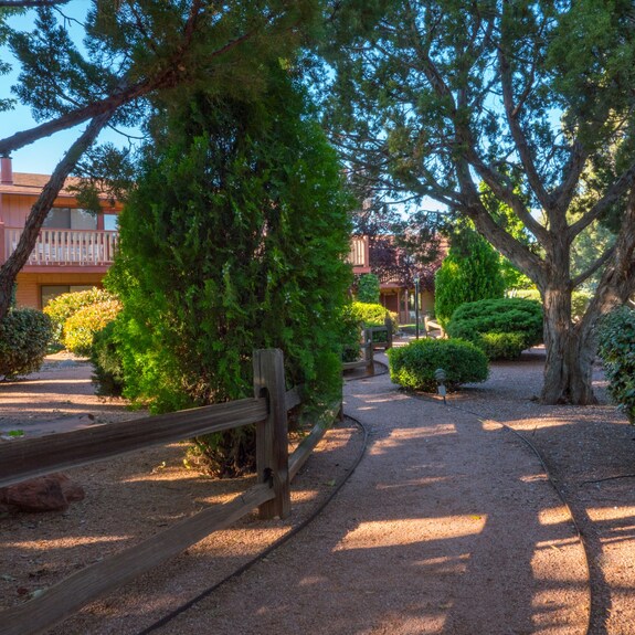 Sky Ranch Lodge Reviews, Deals & Photos 2024 - Expedia