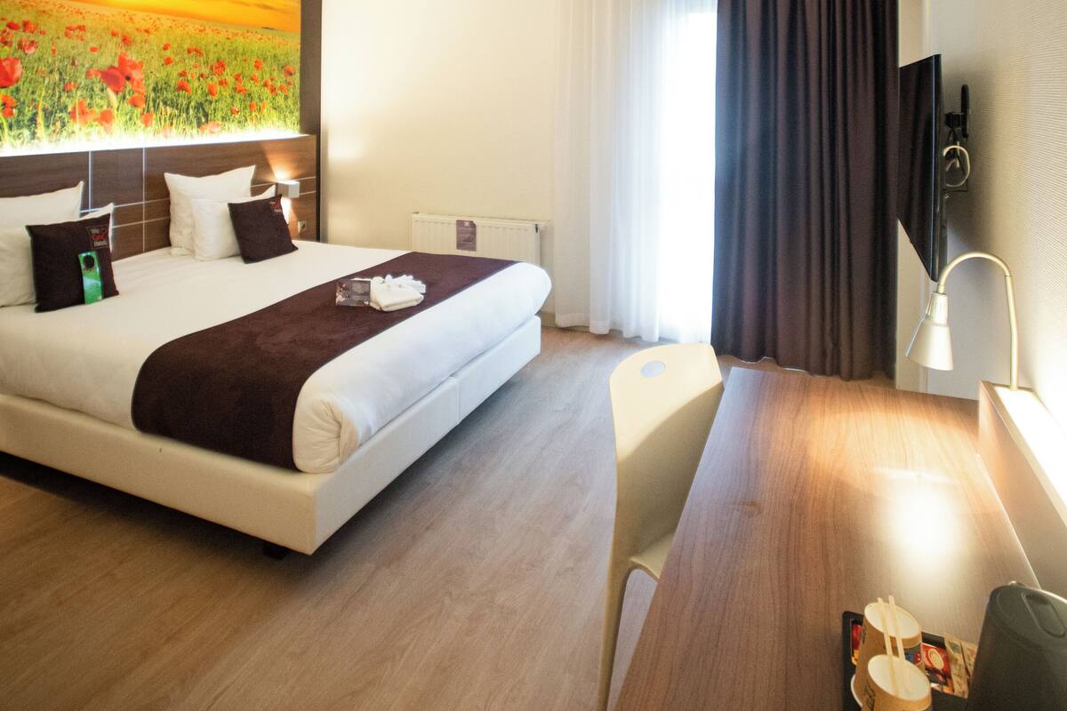 Apartamento Business | Caja fuerte, escritorio, espacio para trabajar con un portátil