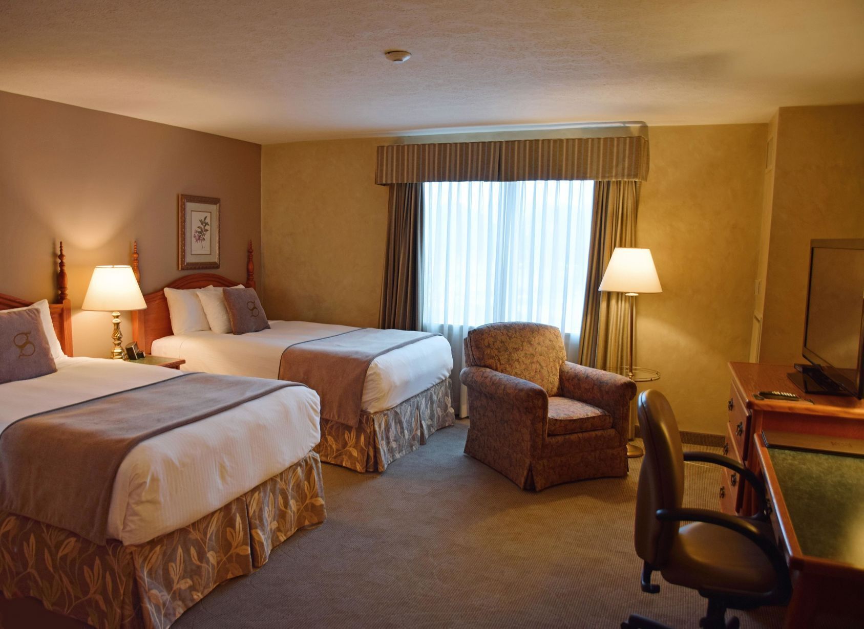 Premium bedding, pillowtop beds, individually furnished, desk