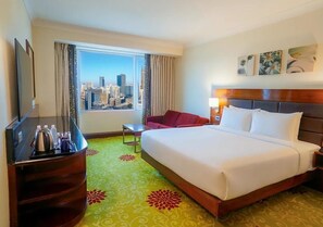 Premium Room, 1 King Bed | Premium bedding, in-room safe, individually decorated