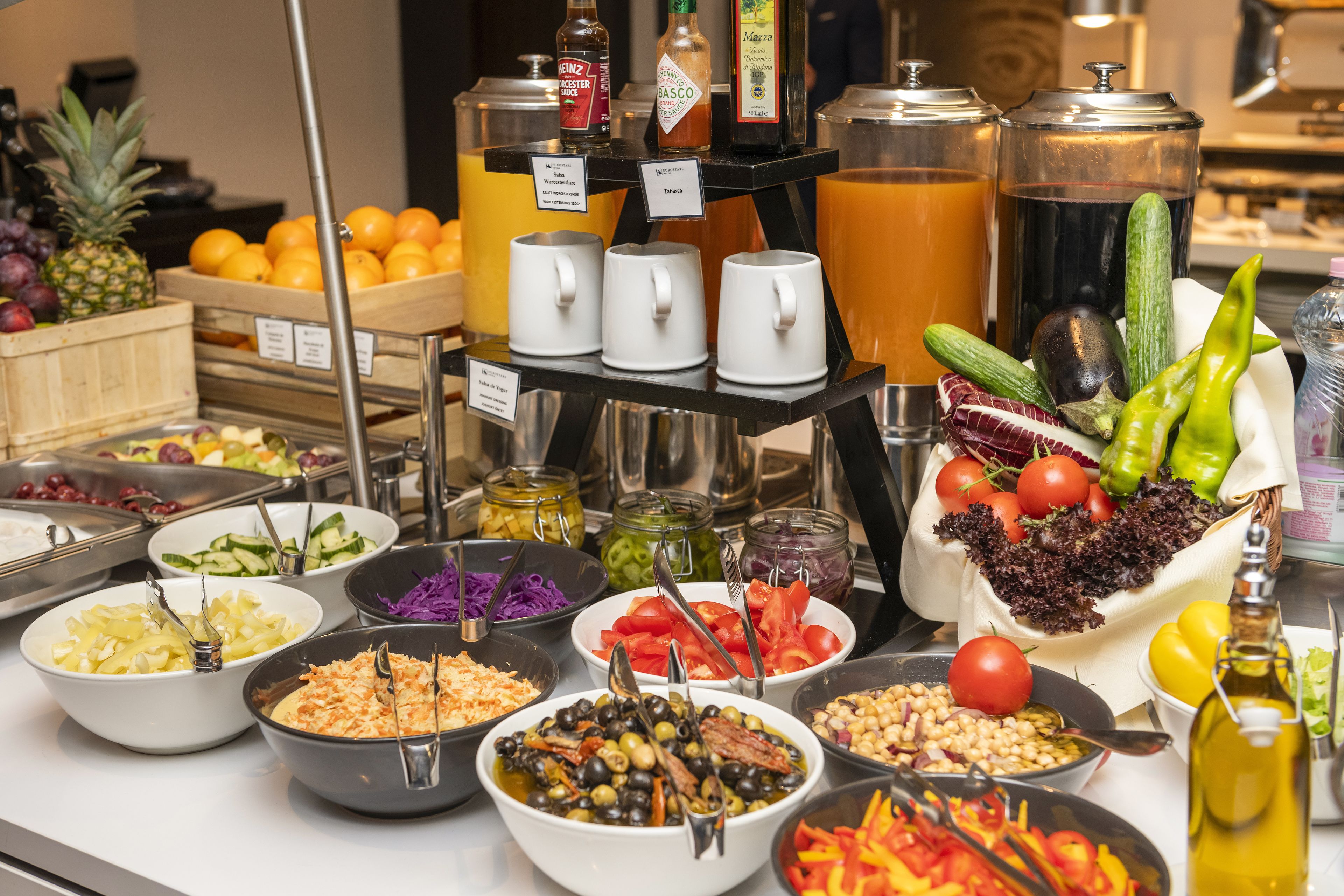 Kontinental frokost hver dag (EUR 15 per person)