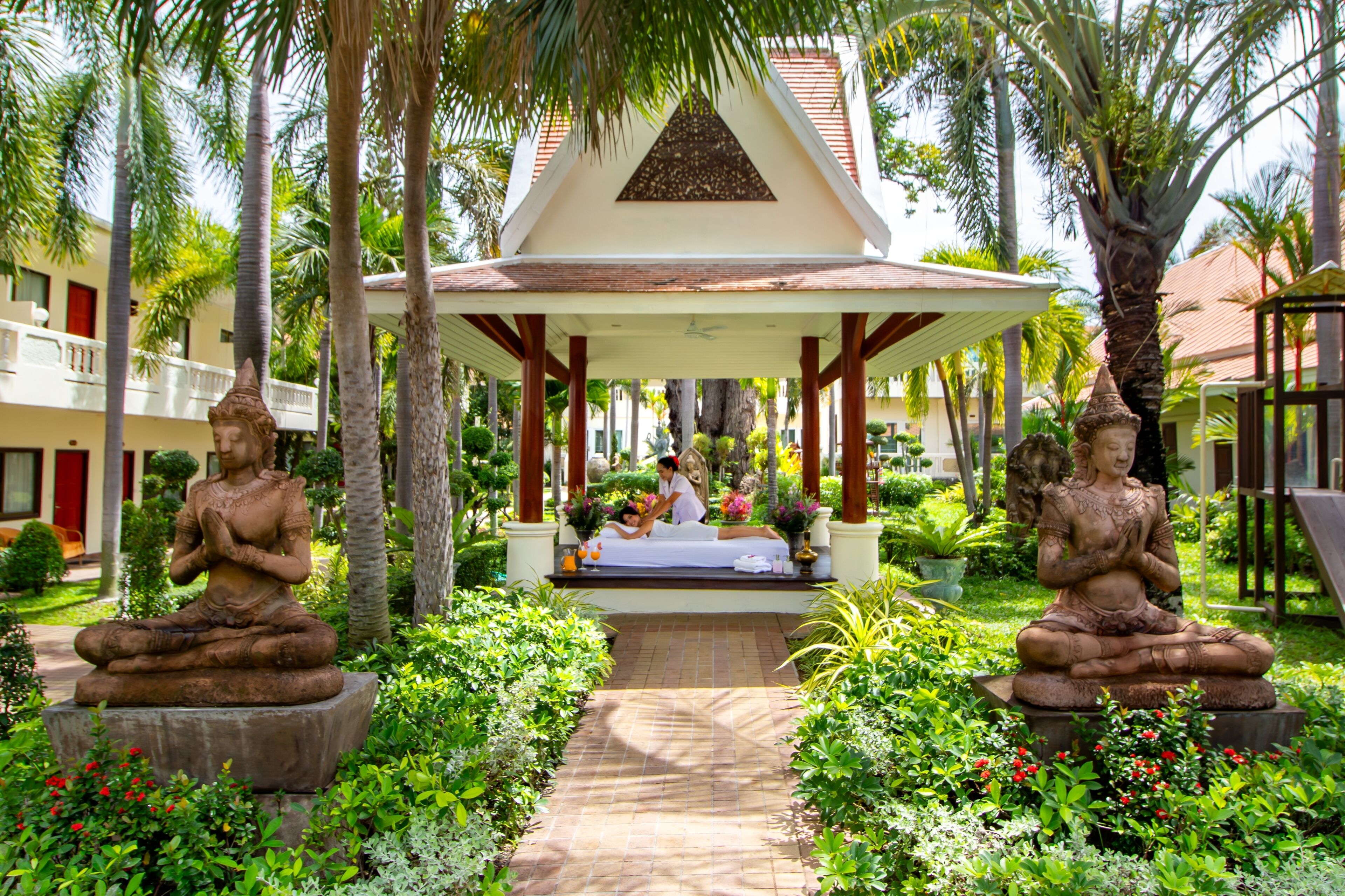 Masajes tailandeses, reflexología, masajes