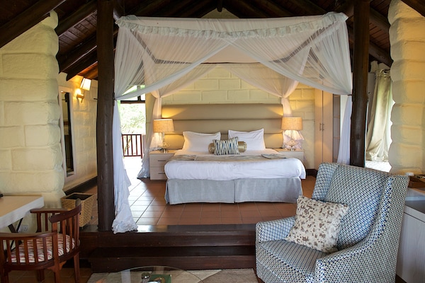 Camera Standard | Lounge executive