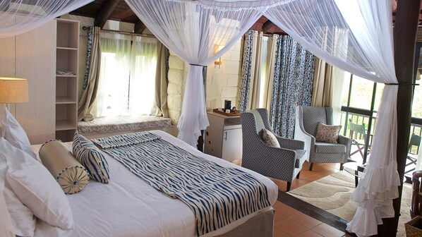 Premium bedding, pillow-top beds, in-room safe, desk