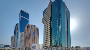 Mặt tiền nơi lưu trú