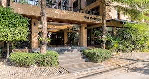 Property entrance - The Cottage Suvarnabhumi (Bangkok)