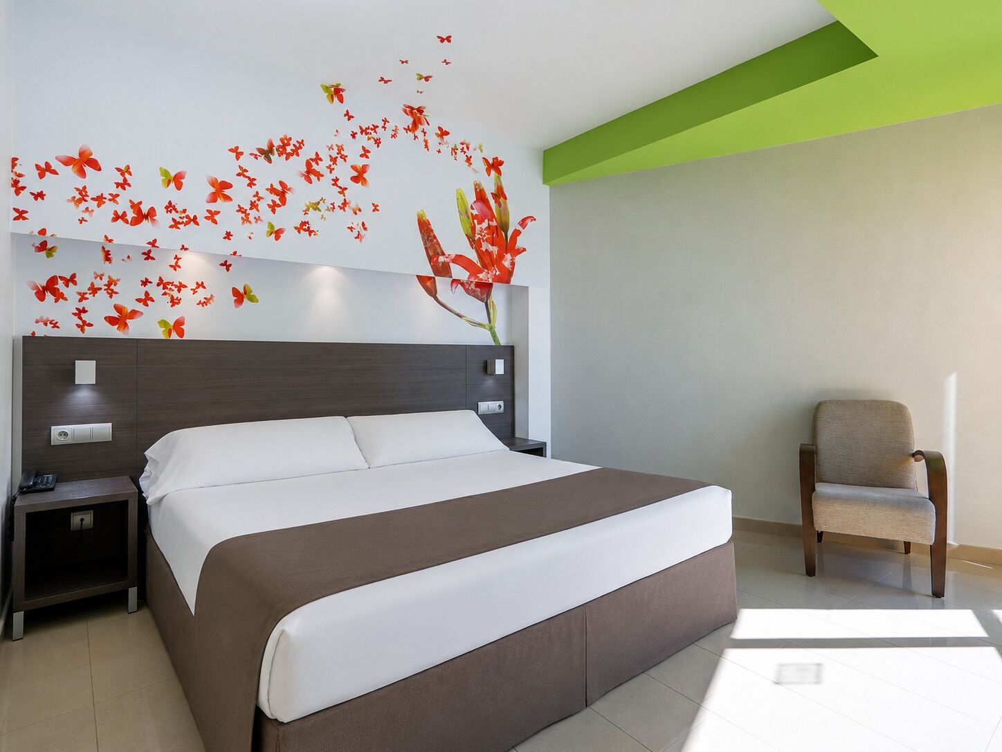 Minibar, in-room safe, soundproofing, cribs/infant beds