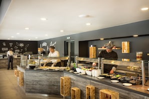 Free daily buffet breakfast