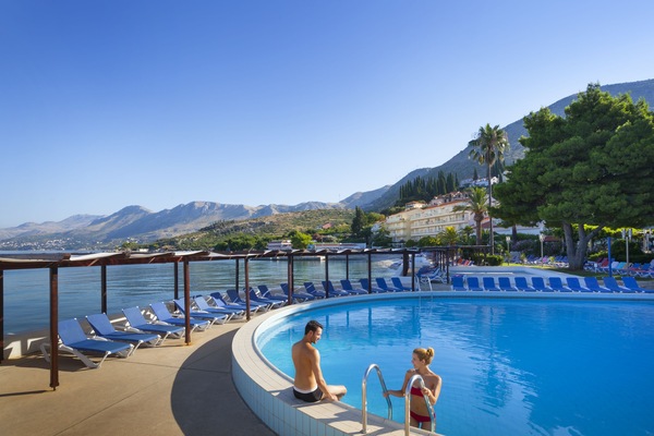 Outdoor pool, pool umbrellas