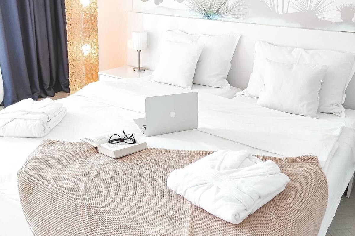 In-room safe, desk, blackout drapes, free WiFi