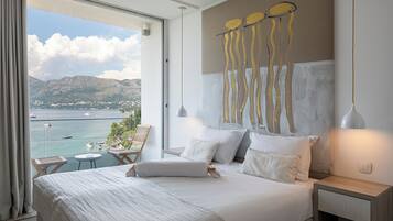Deluxe Double Room, Balcony, Sea View | In-room safe, desk, blackout drapes, free WiFi