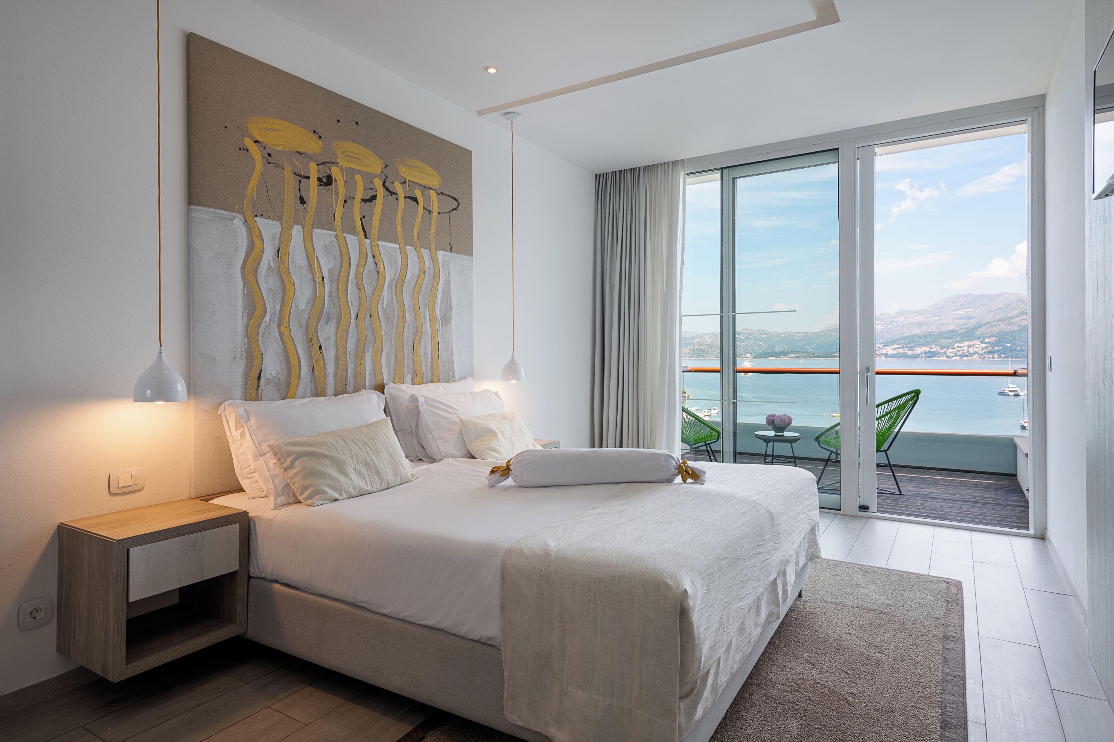 Doppia Executive, balcone, vista mare | Una cassaforte in camera, una scrivania, tende oscuranti, Wi-Fi gratuito