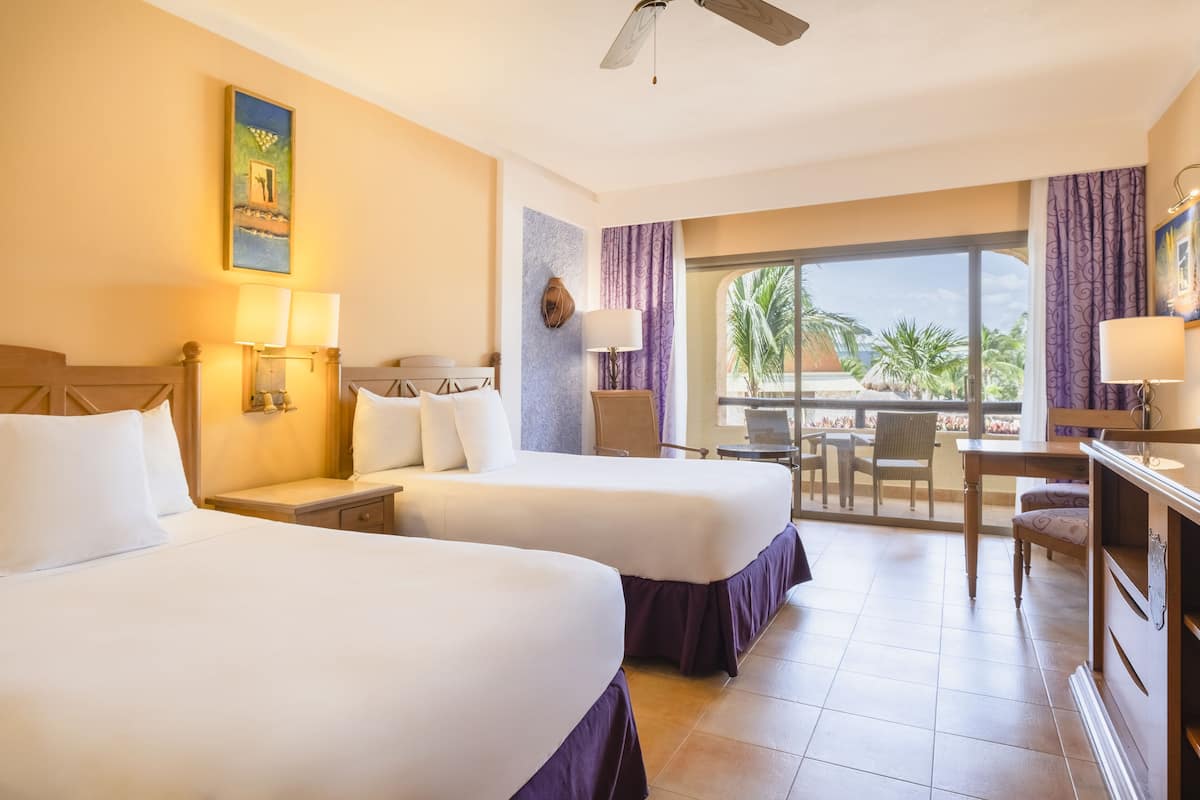 1 bedroom, free minibar, in-room safe, desk
