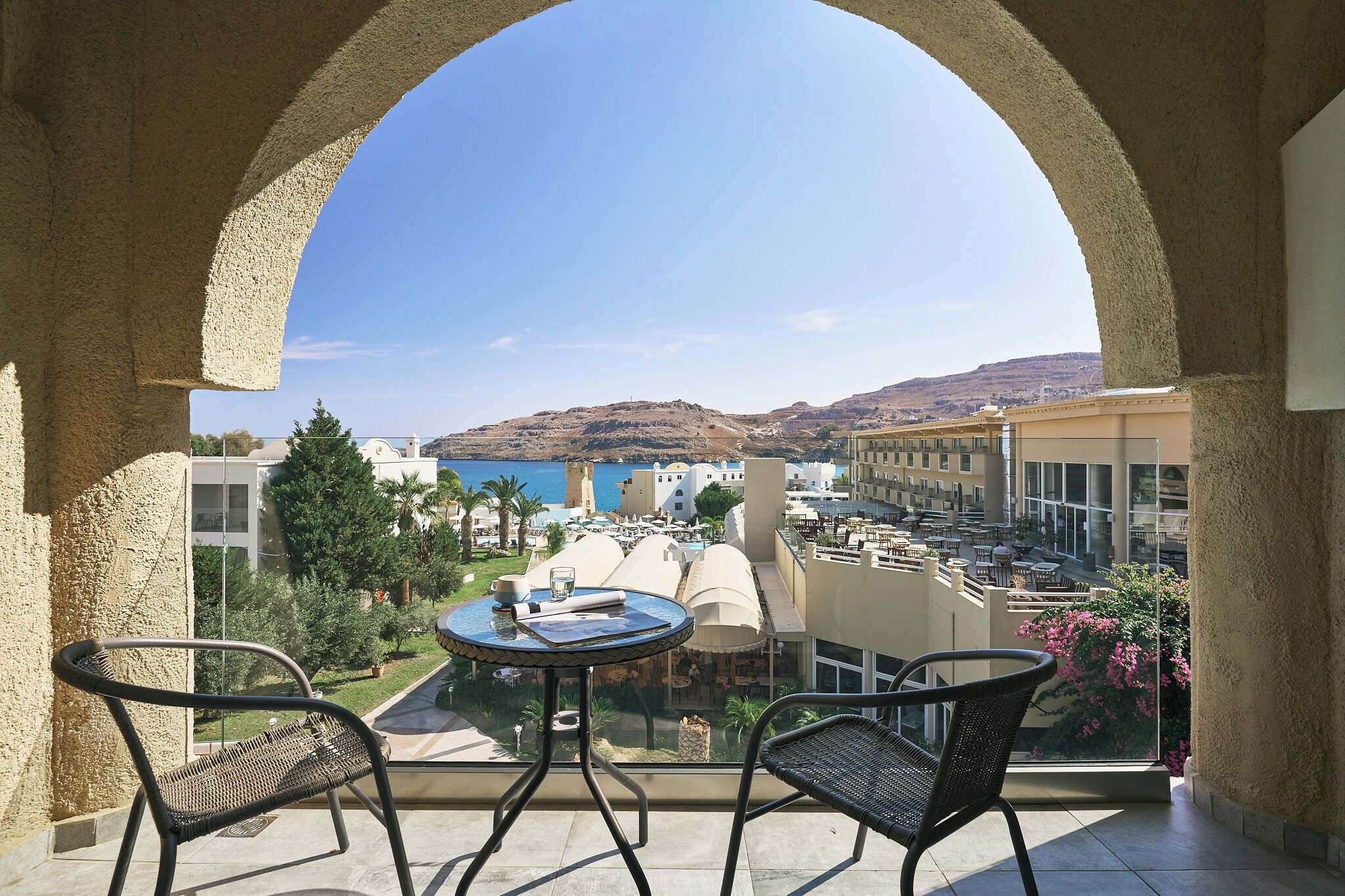 Suite, Sea View | Individually decorated, individually furnished, free WiFi, bed sheets